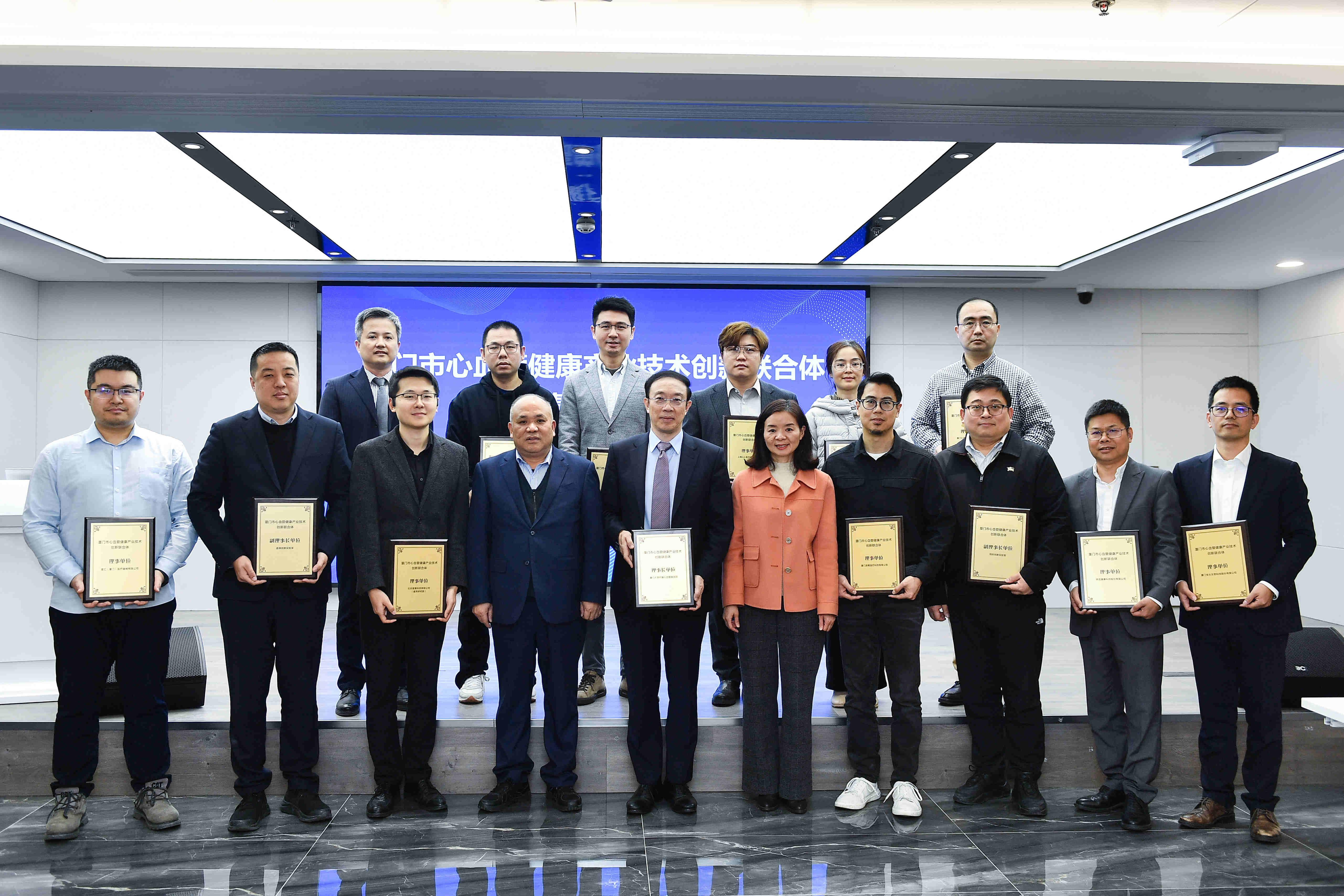 1709532701488910.jpg 图片2.jpg